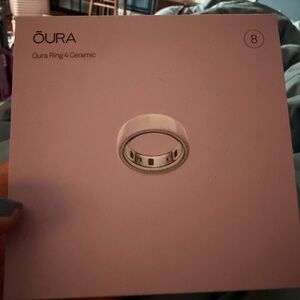 Oura Ring 4 in Petal Ceramic Size 8